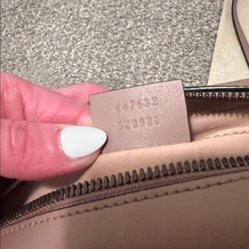 Gucci marmont GG purse - Picture 10 of 12